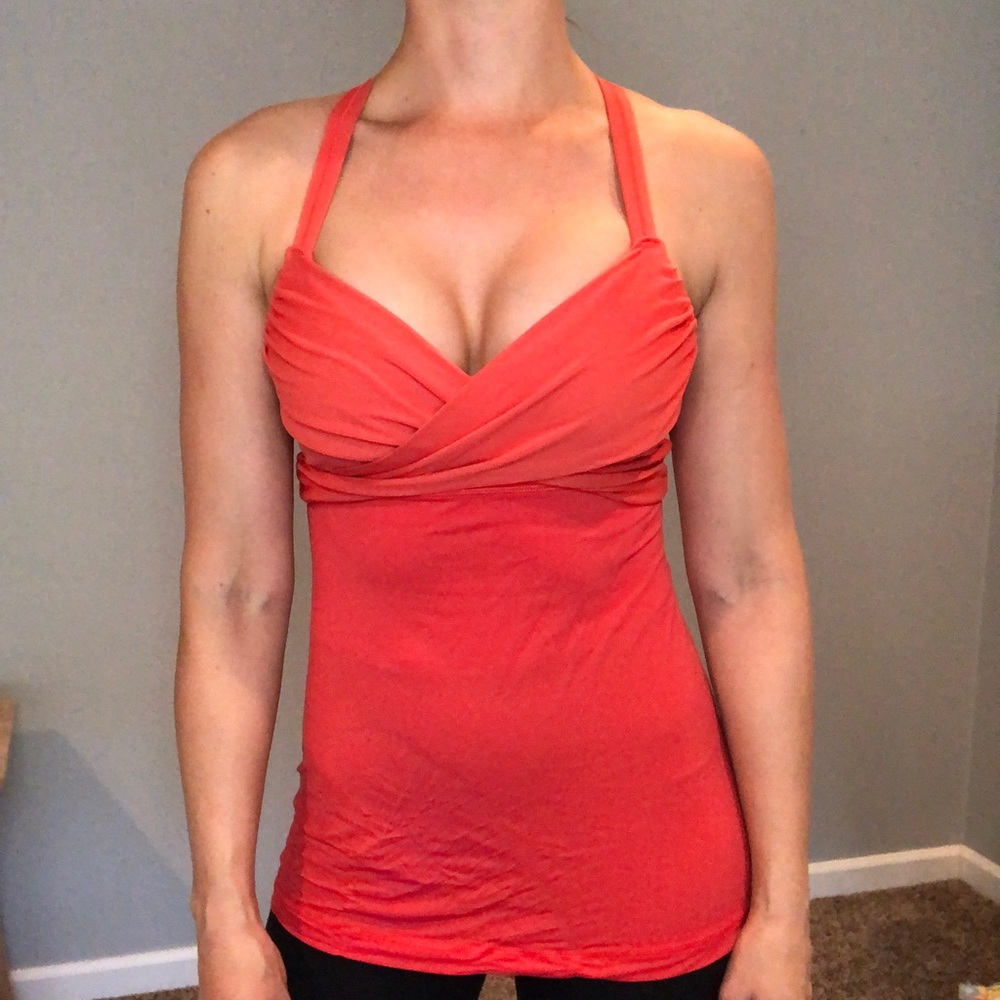 Lululemon top size 6